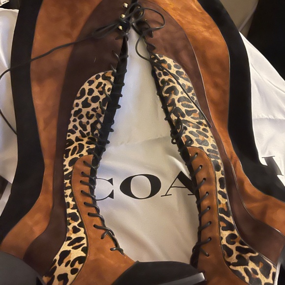Coach Suede Animal Print Boots Size 8 Brand new - Picture 4 of 5